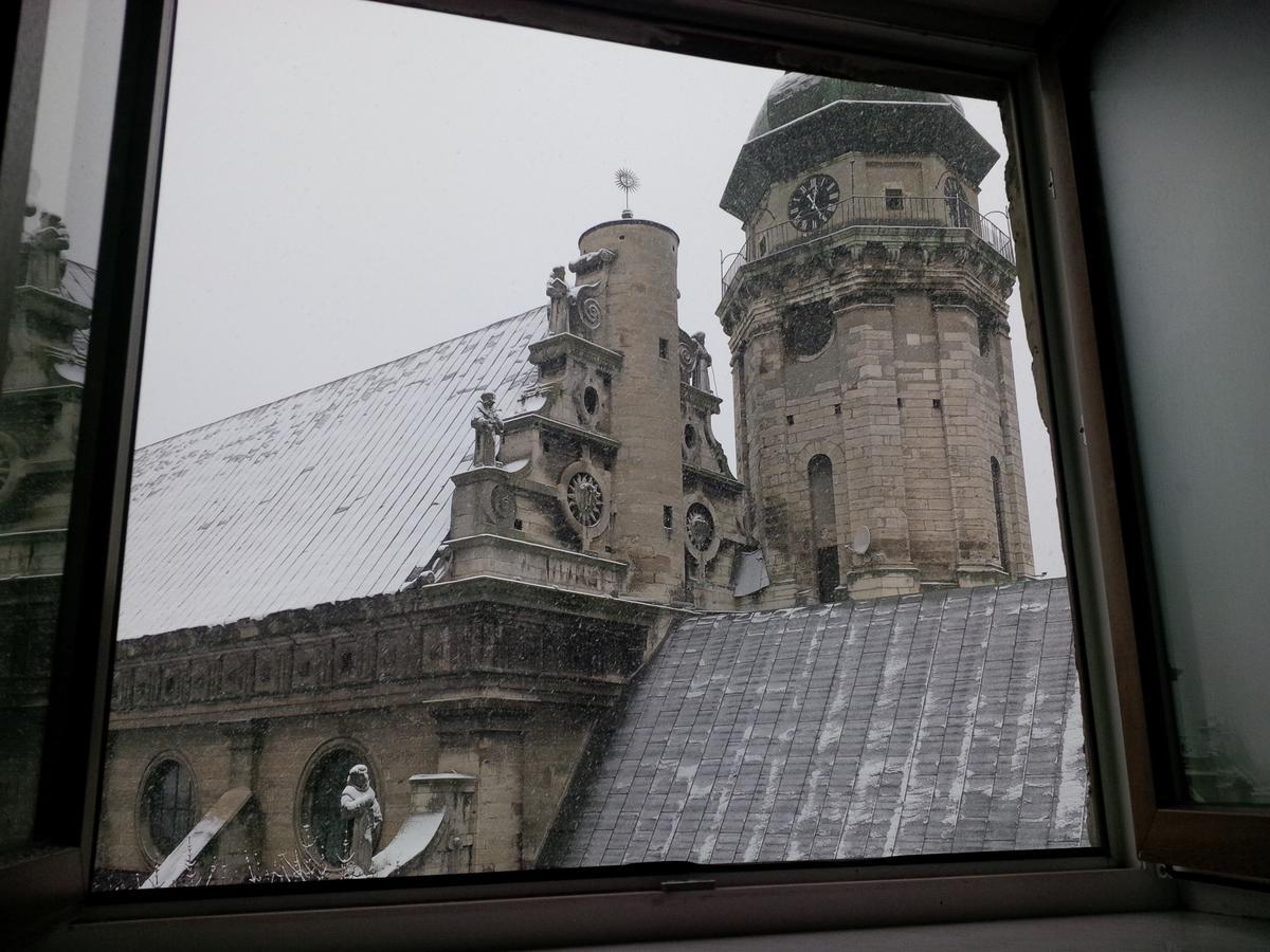 Lviv Amazing Rooftop Apartment Buitenkant foto