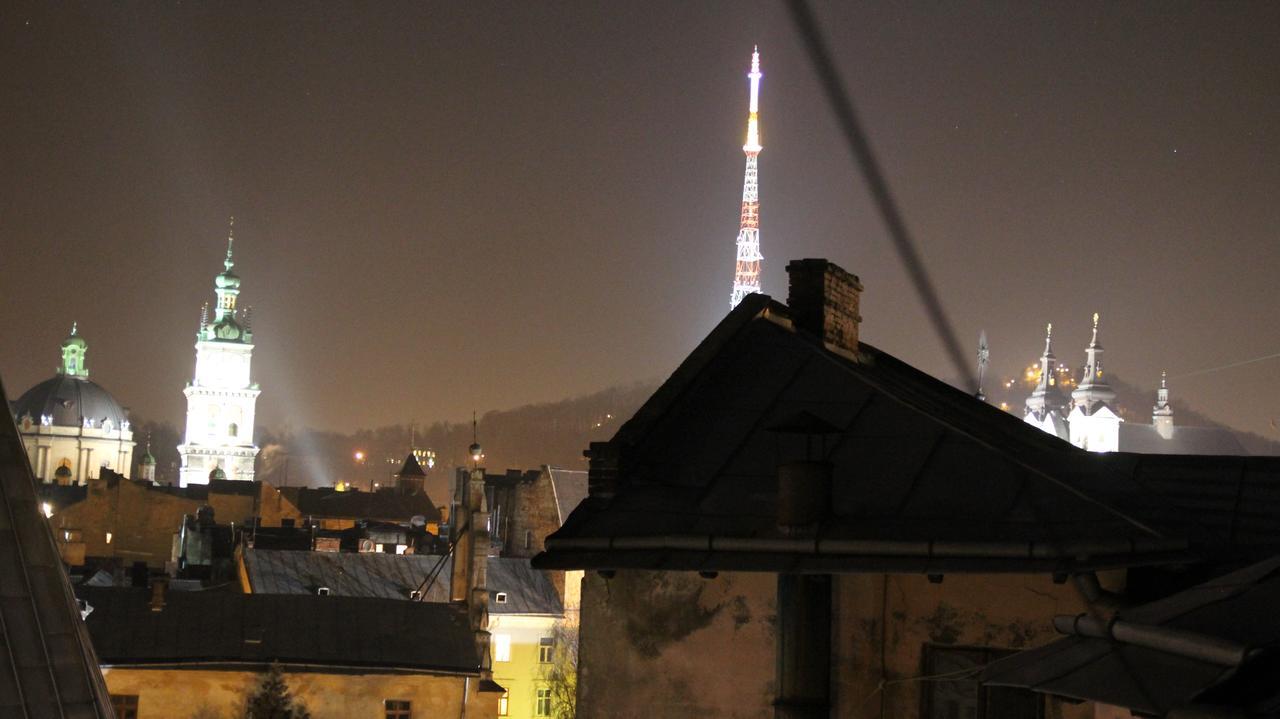 Lviv Amazing Rooftop Apartment Buitenkant foto