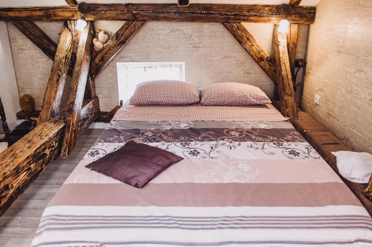 Lviv Amazing Rooftop Apartment Buitenkant foto